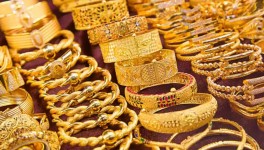 Gold prices remain subdued as higher rates weigh on sentiment