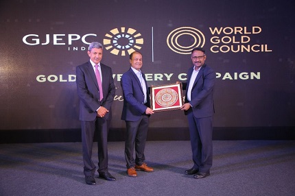 (L-R) Somasundaram PR, Regional  CEO, India , World Gold Council_ Colin Shah, Chairman, GJEPC_ Suresh Kumar,  Jt. Secretary, Ministry of Commerce & Industry