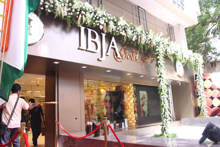IBJA Gold store in Bandra